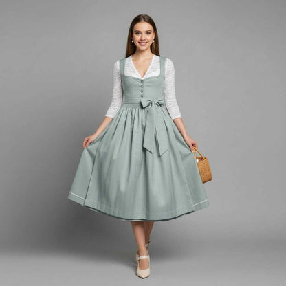 Dirndl tradizionale da donna con camicetta e grembiule – foto 1